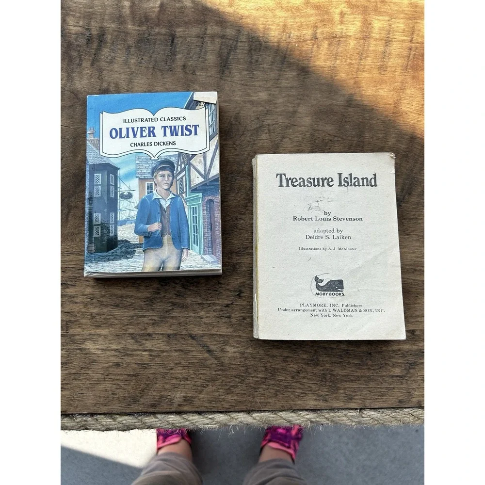 Vintage Children's Books Lot Oliver Twist & Treasure Island Classics